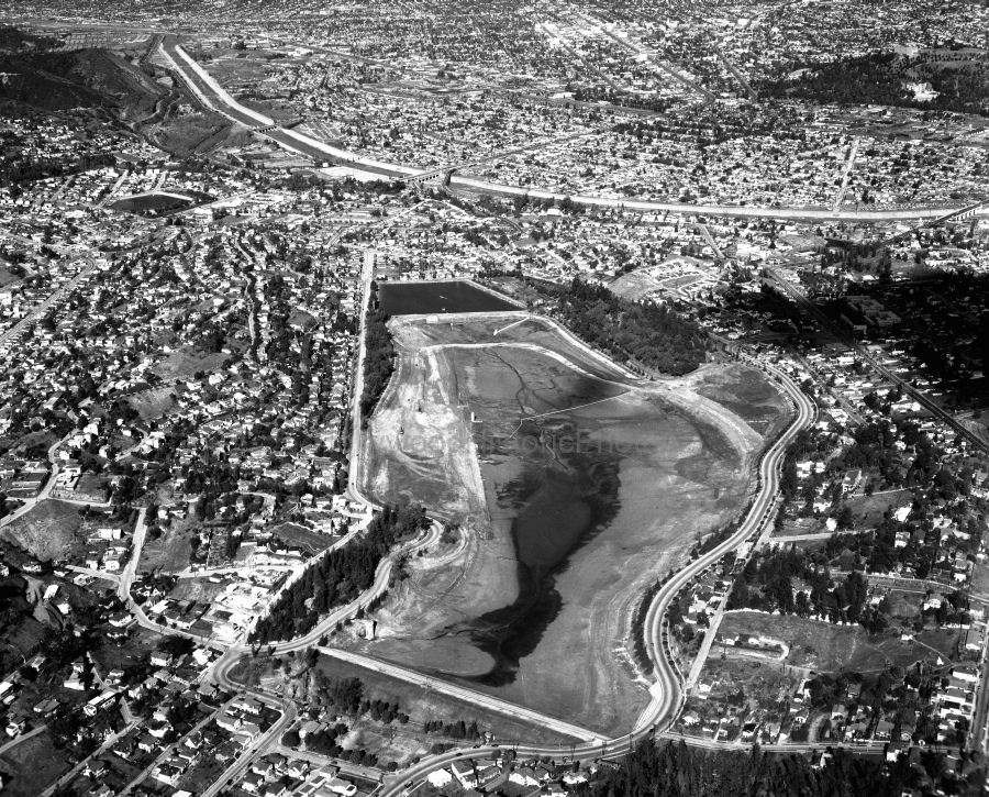 Silver Lake 1949 Aerial view north.jpg